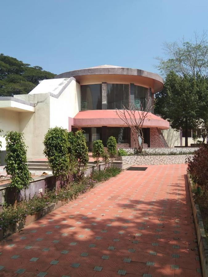 Kstdc Hotel Mayura Pavithra Yediyur Kunigal Exterior photo